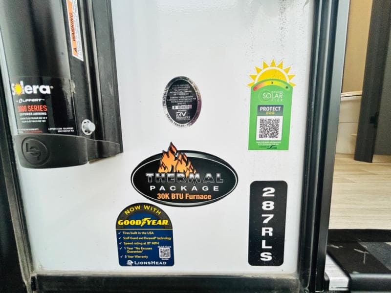 2025 Keystone RV 2025 Keystone RV Bullet Crossfire - thumbnail 8