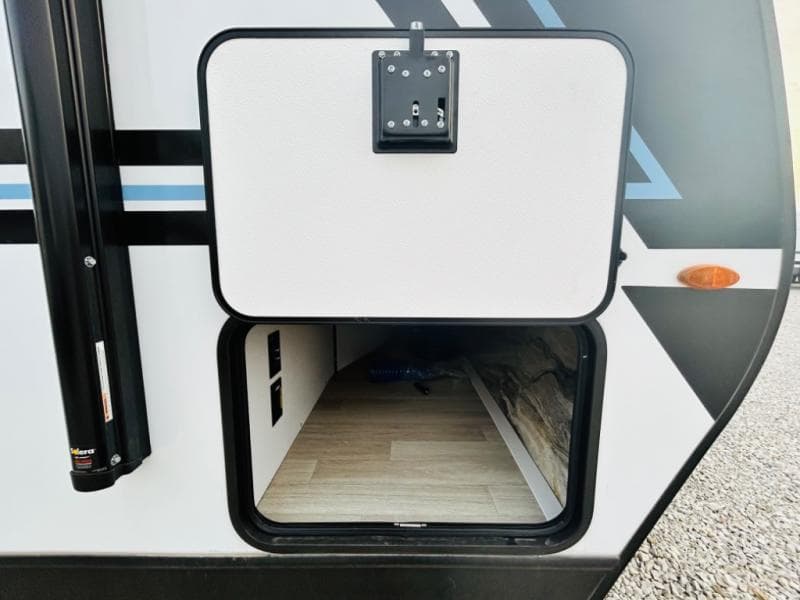 2025 Keystone RV 2025 Keystone RV Bullet Crossfire - thumbnail 16