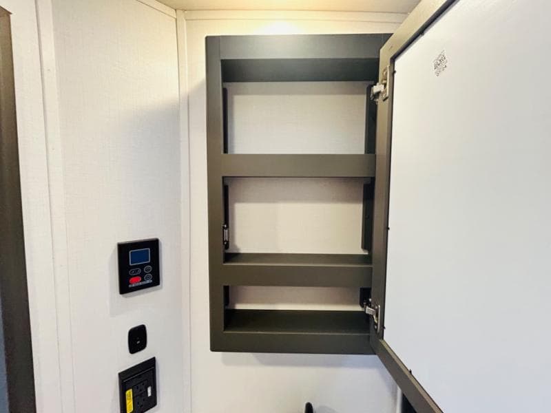 2025 Keystone RV 2025 Keystone RV Bullet Crossfire - thumbnail 73