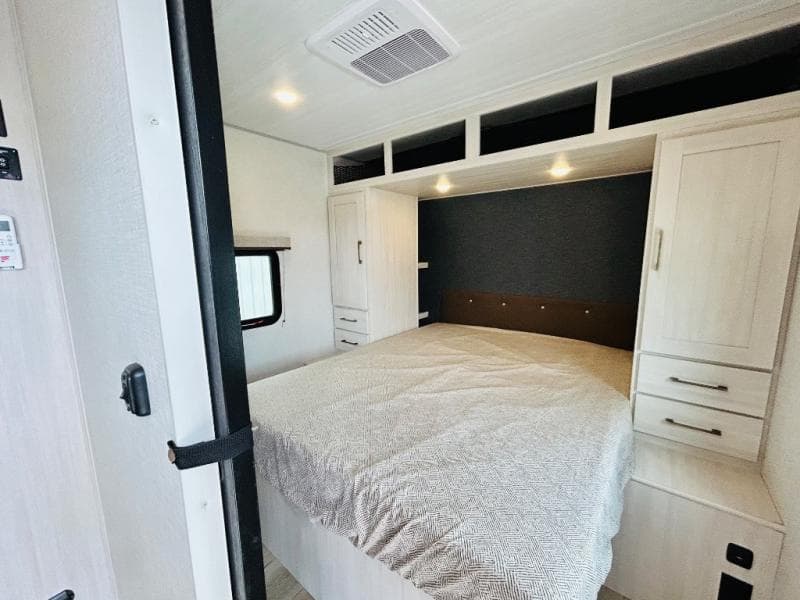 2025 Forest River 2025 Forest River Surveyor - thumbnail 20