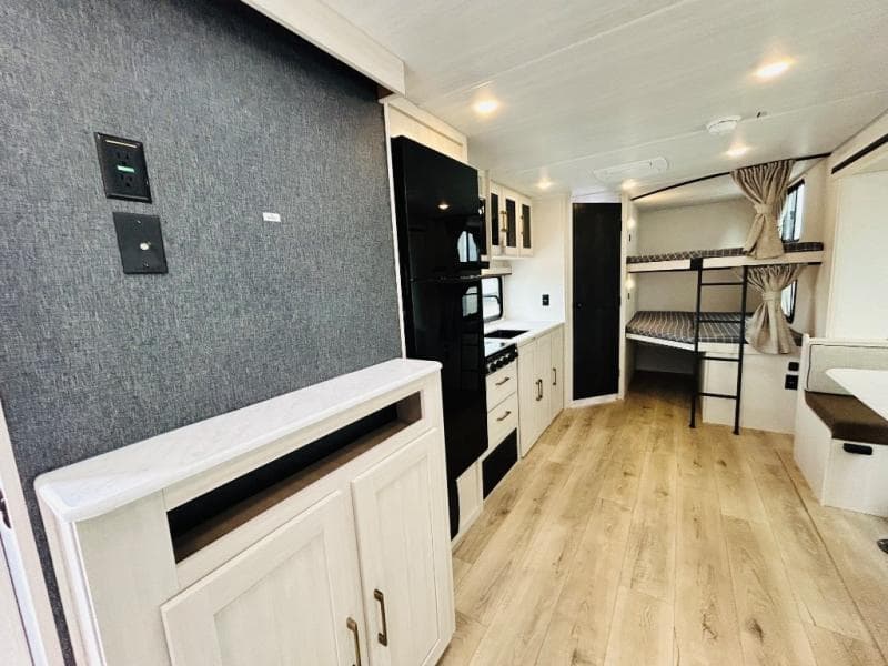 2025 Forest River 2025 Forest River Surveyor - thumbnail 22