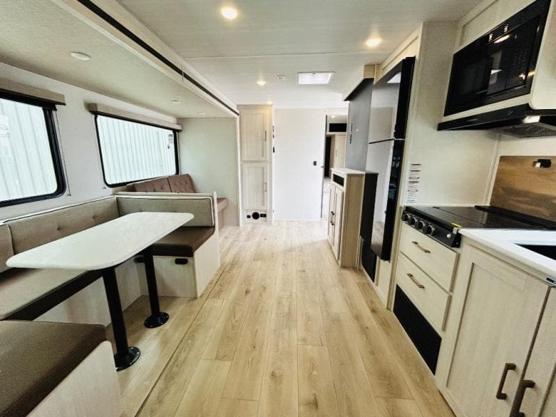 2025 Forest River 2025 Forest River Surveyor - thumbnail 24