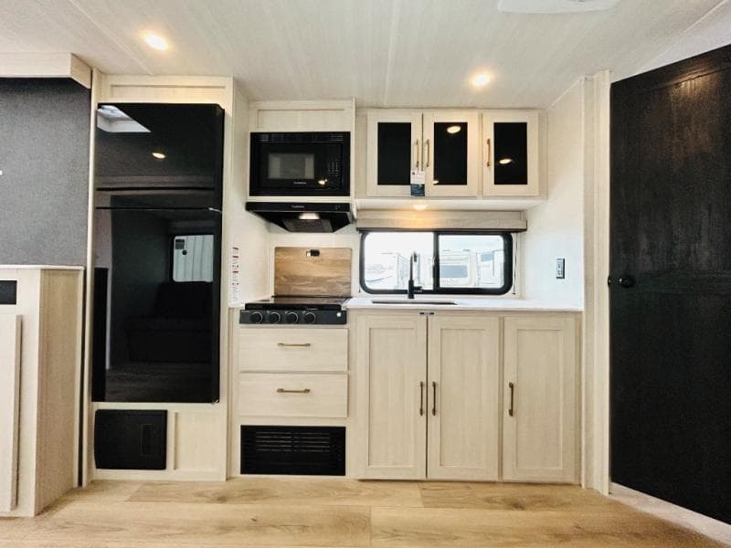 2025 Forest River 2025 Forest River Surveyor - thumbnail 27