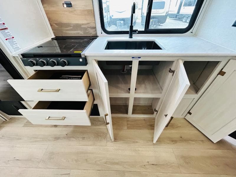 2025 Forest River 2025 Forest River Surveyor - thumbnail 34