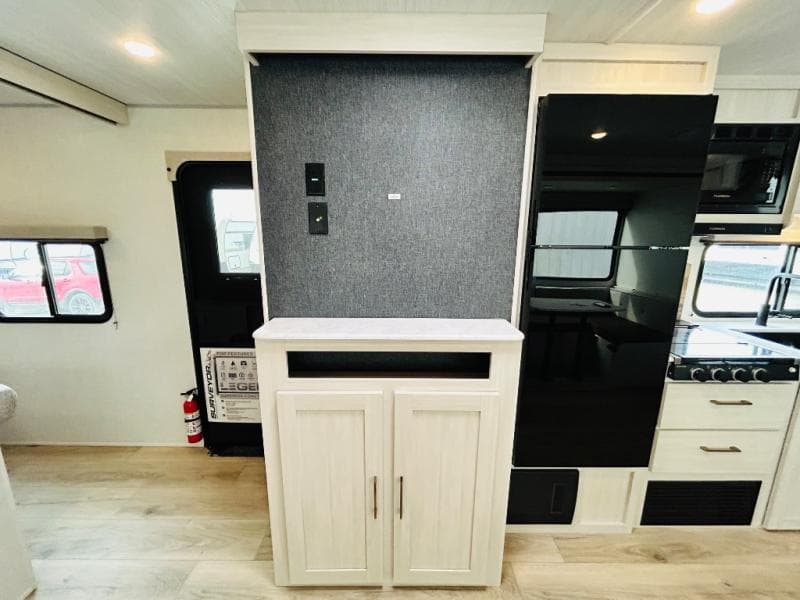 2025 Forest River 2025 Forest River Surveyor - thumbnail 40