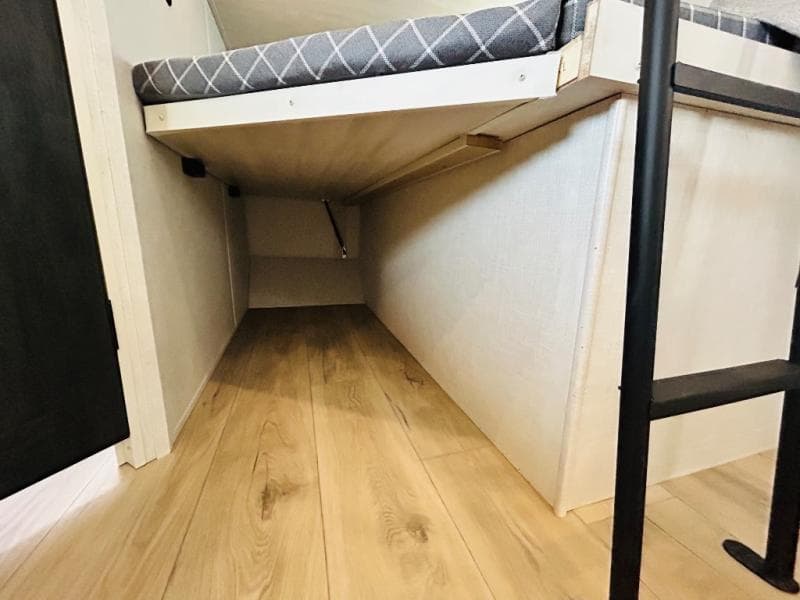 2025 Forest River 2025 Forest River Surveyor - thumbnail 54