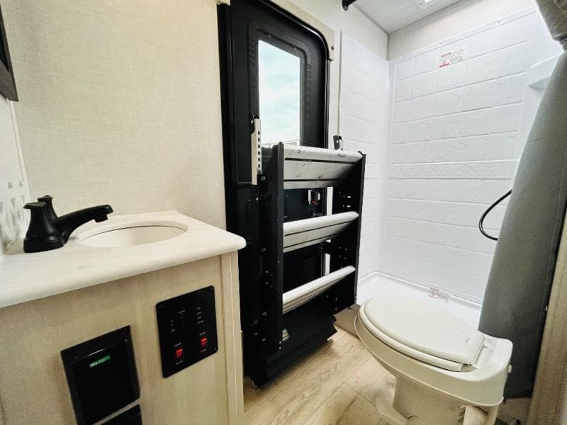 2025 Forest River 2025 Forest River Surveyor - thumbnail 55