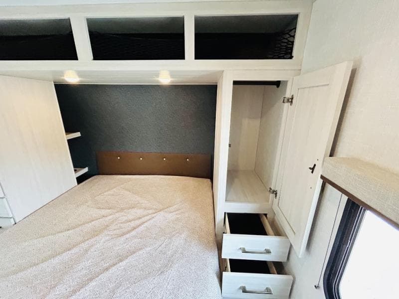 2025 Forest River 2025 Forest River Surveyor - thumbnail 69