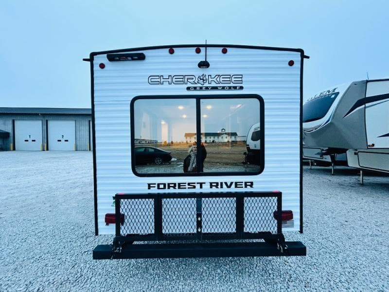 2025 Forest River 2025 Forest River Cherokee Grey Wolf - thumbnail 6