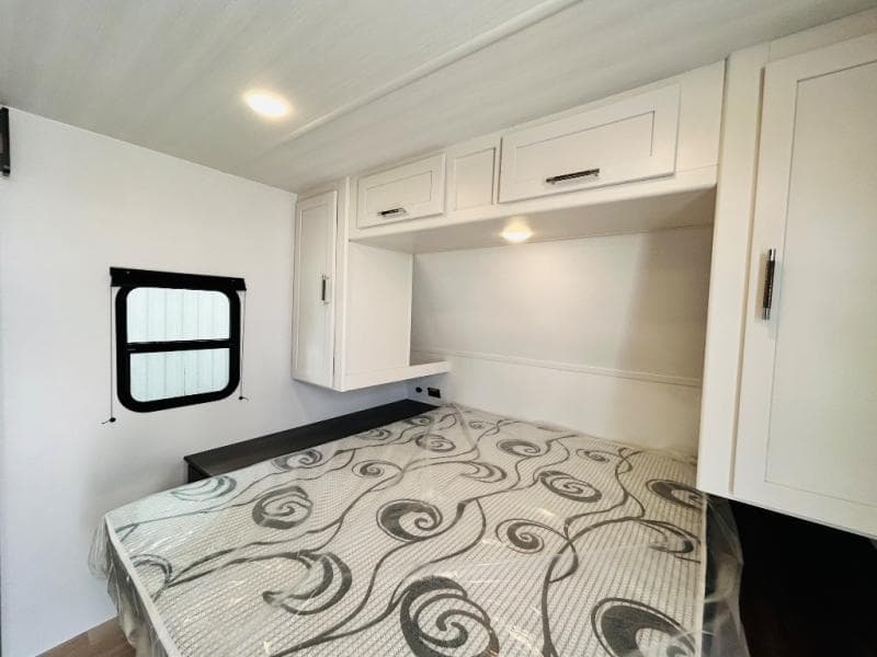 2025 Keystone 2025 Keystone Bullet Classic - thumbnail 18