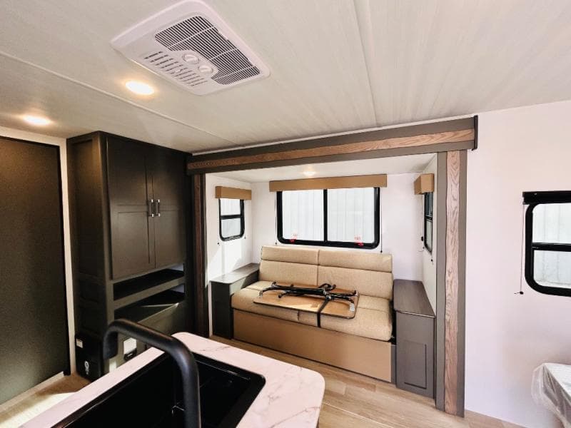 2025 Keystone 2025 Keystone Bullet Classic - thumbnail 19