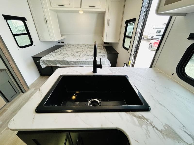 2025 Keystone 2025 Keystone Bullet Classic - thumbnail 27