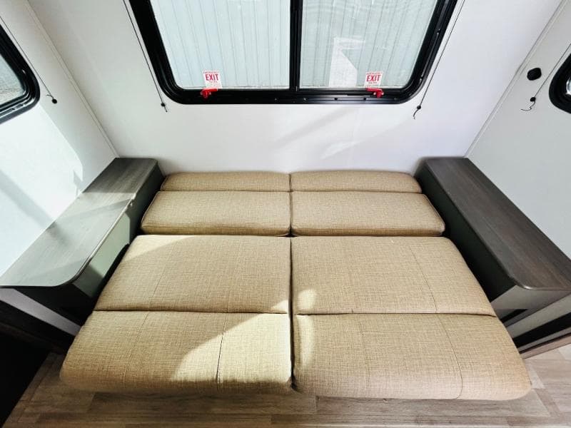 2025 Keystone 2025 Keystone Bullet Classic - thumbnail 40