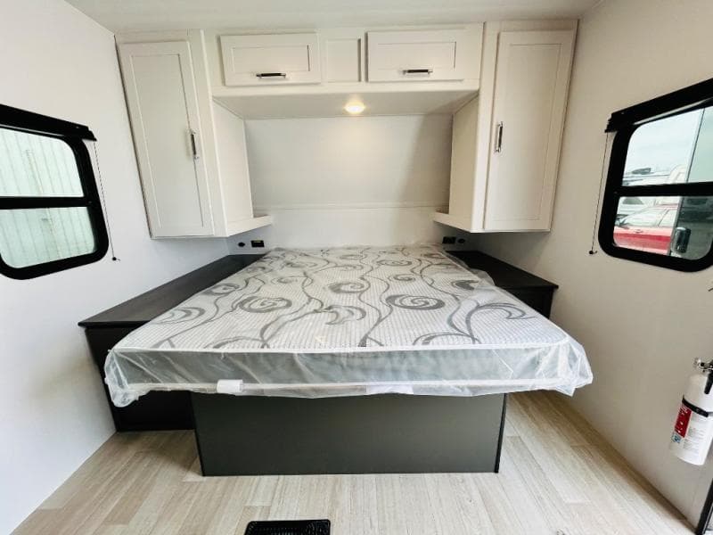 2025 Keystone 2025 Keystone Bullet Classic - thumbnail 54