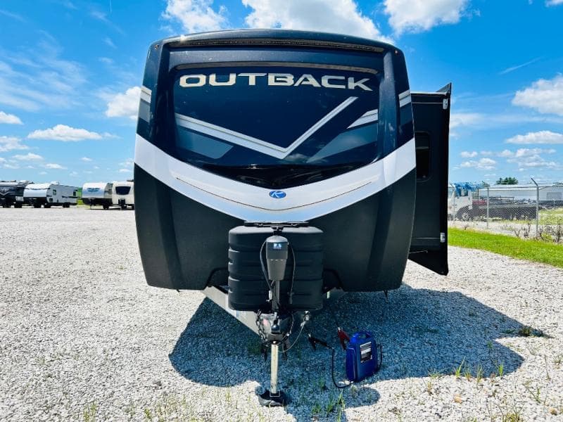 2025 Keystone 2025 Keystone Outback - thumbnail 9