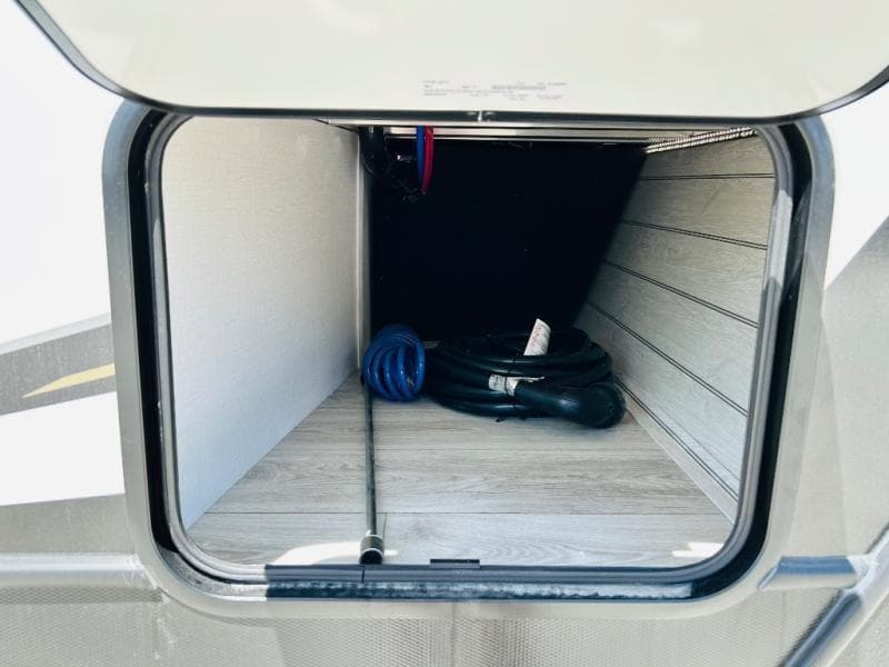 2025 Keystone 2025 Keystone Outback - thumbnail 11