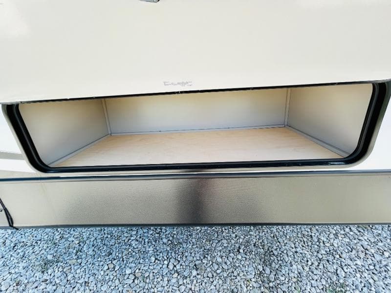 2025 Keystone 2025 Keystone Outback - thumbnail 12