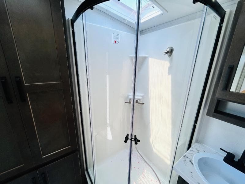 2025 Keystone 2025 Keystone Outback - thumbnail 32