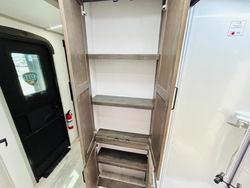 2025 Keystone 2025 Keystone Outback - thumbnail 34