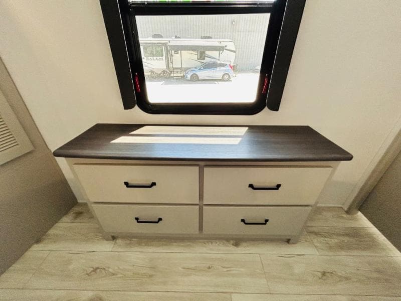 2025 Keystone 2025 Keystone Outback - thumbnail 41