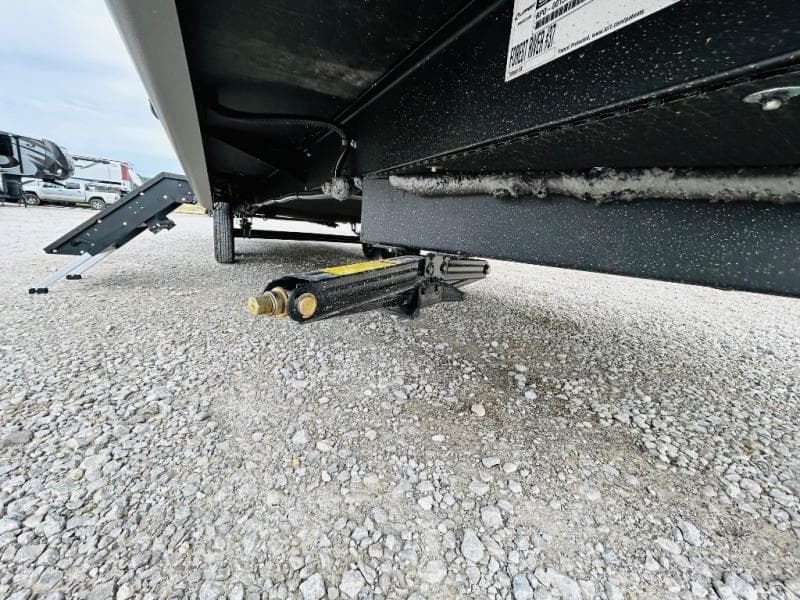 2025 Forest River 2025 Forest River Surveyor - thumbnail 12