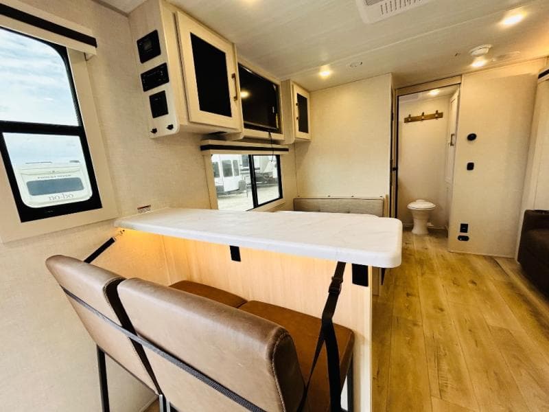 2025 Forest River 2025 Forest River Surveyor - thumbnail 19