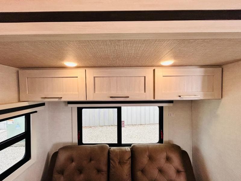 2025 Forest River 2025 Forest River Surveyor - thumbnail 42