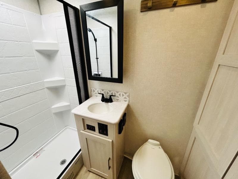 2025 Forest River 2025 Forest River Surveyor - thumbnail 55