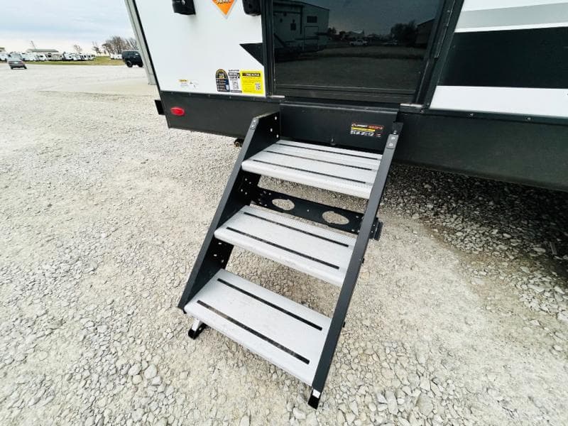 2025 Forest River 2025 Forest River Surveyor Legend - thumbnail 15