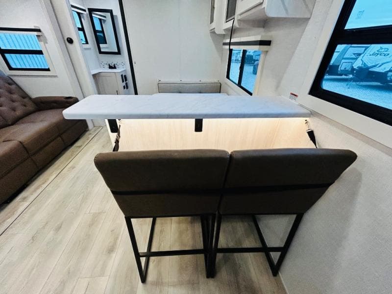 2025 Forest River 2025 Forest River Surveyor Legend - thumbnail 40