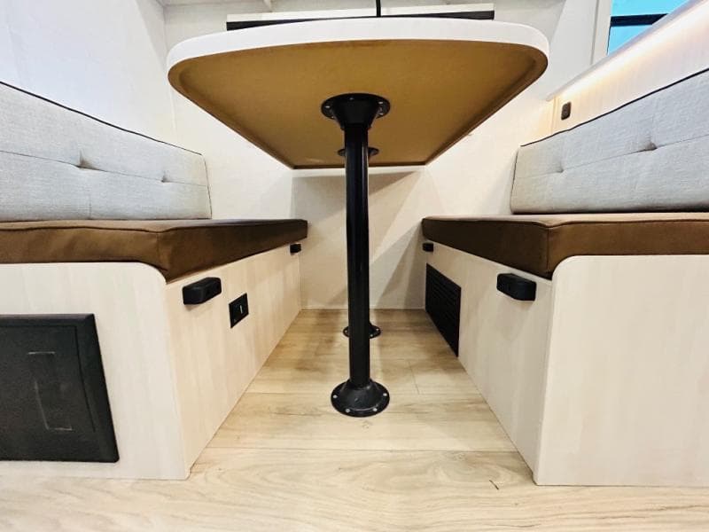 2025 Forest River 2025 Forest River Surveyor Legend - thumbnail 51