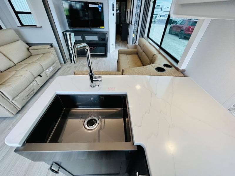 2025 Keystone 2025 Keystone Bullet - thumbnail 31