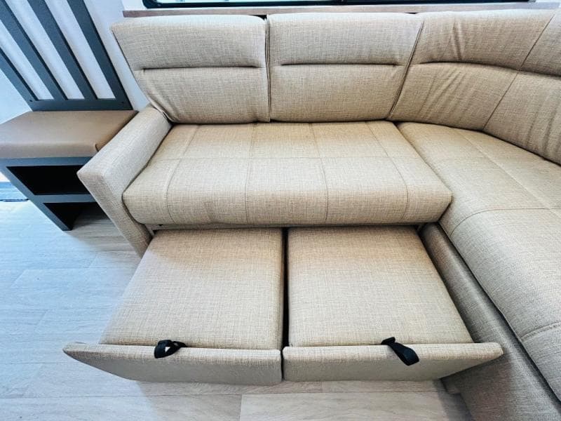 2025 Keystone 2025 Keystone Bullet - thumbnail 46