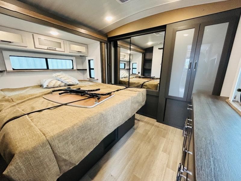 2025 Keystone 2025 Keystone Bullet - thumbnail 72