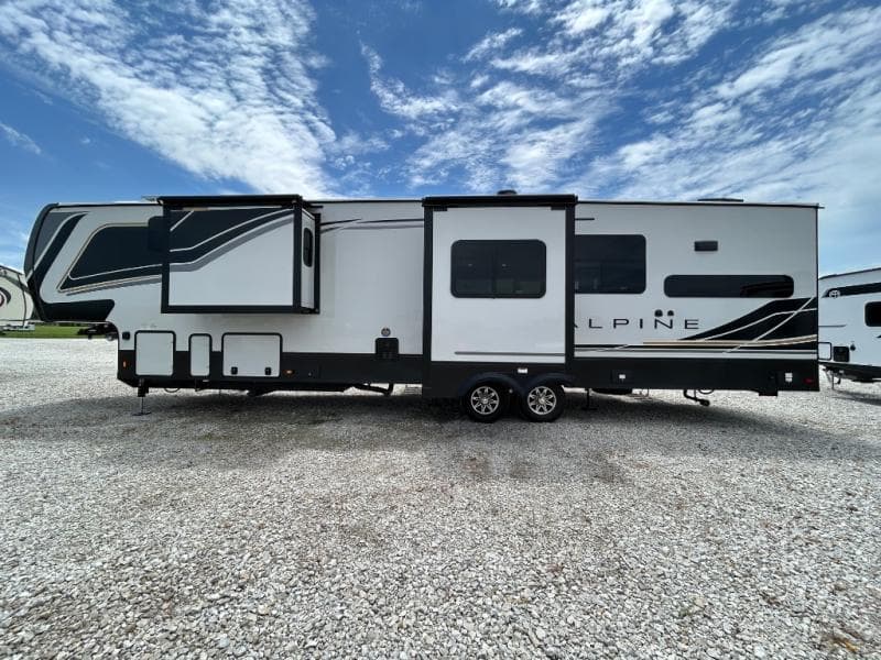 2025 Keystone 2025 Keystone Alpine - thumbnail 7
