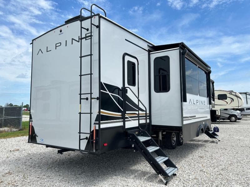 2025 Keystone 2025 Keystone Alpine - thumbnail 10