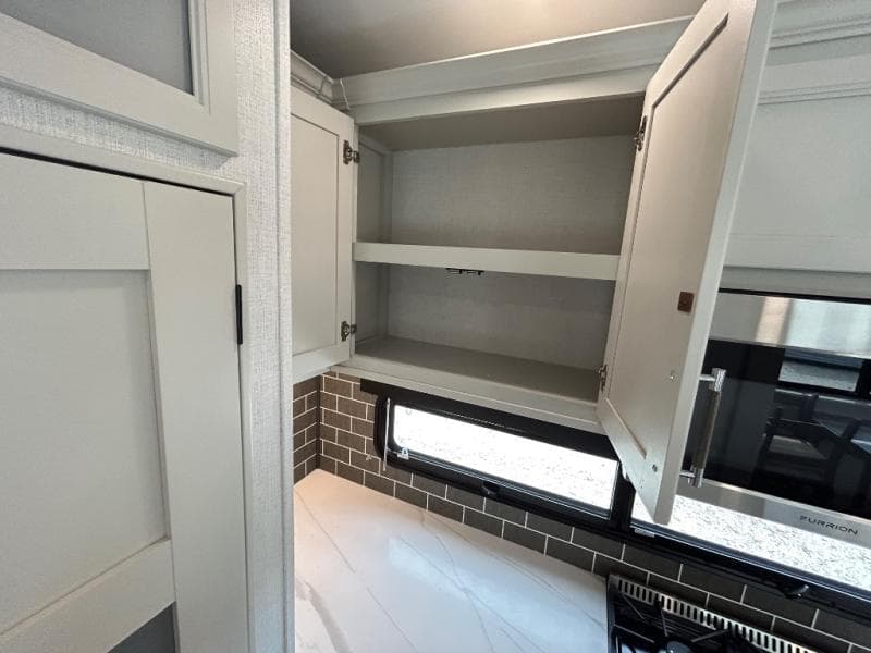 2025 Keystone 2025 Keystone Alpine - thumbnail 38