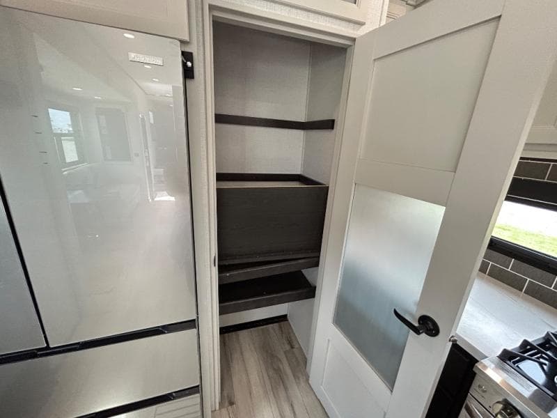 2025 Keystone 2025 Keystone Alpine - thumbnail 39