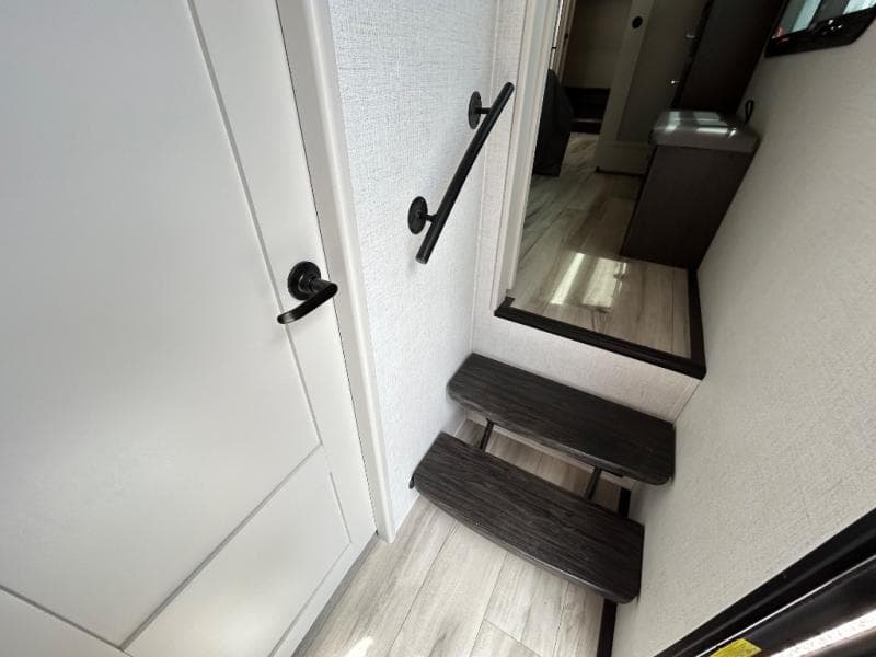 2025 Keystone 2025 Keystone Alpine - thumbnail 42