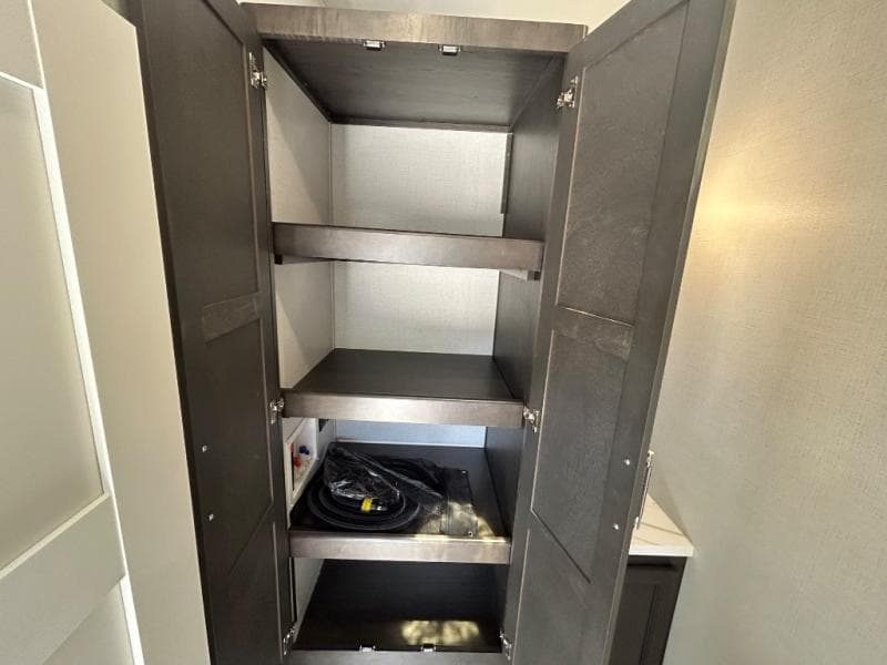 2025 Keystone 2025 Keystone Alpine - thumbnail 44