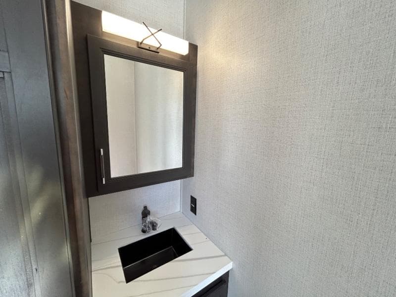 2025 Keystone 2025 Keystone Alpine - thumbnail 46