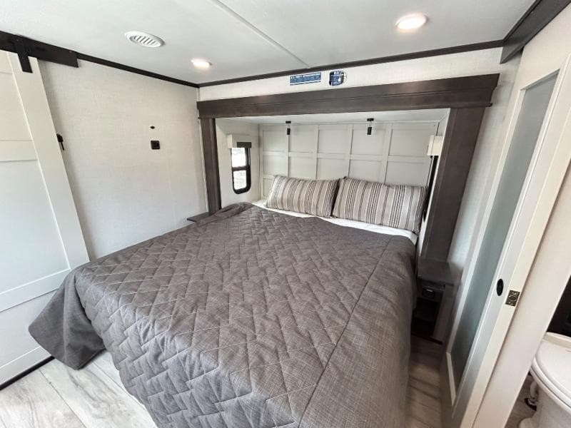 2025 Keystone 2025 Keystone Alpine - thumbnail 50