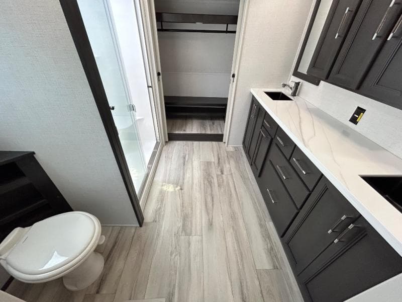 2025 Keystone 2025 Keystone Alpine - thumbnail 57