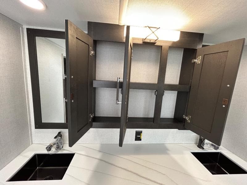 2025 Keystone 2025 Keystone Alpine - thumbnail 59