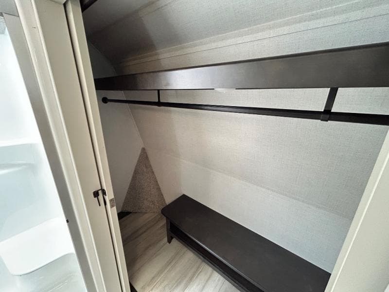 2025 Keystone 2025 Keystone Alpine - thumbnail 63