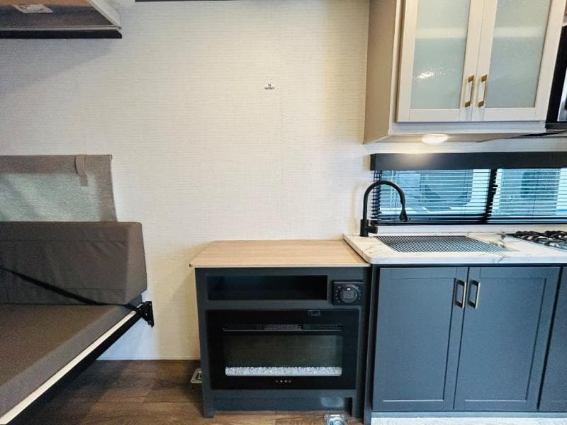 2026 Forest River 2026 Forest River Xlr Boost Toy Hauler - thumbnail 35