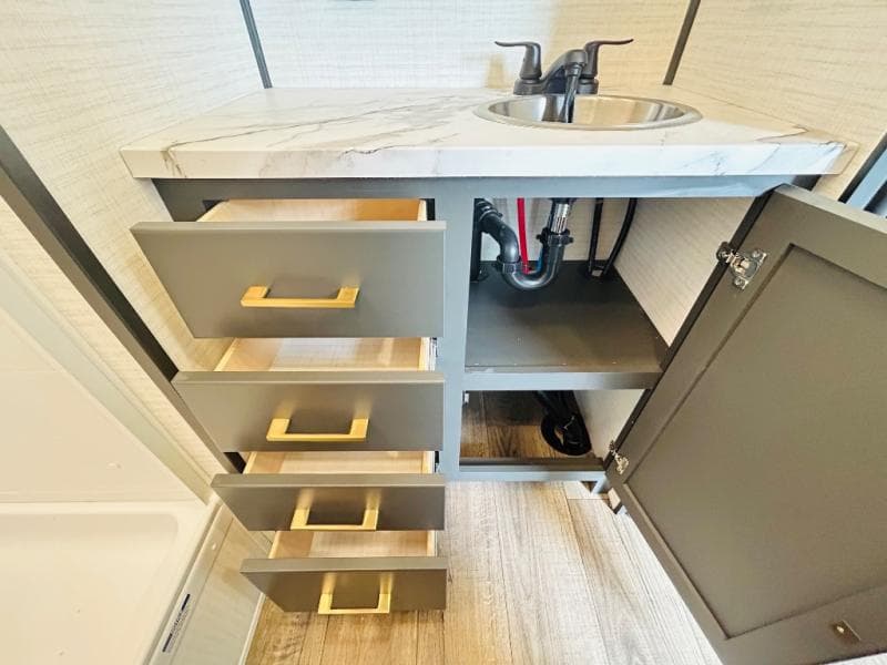 2026 Forest River 2026 Forest River Xlr Boost Toy Hauler - thumbnail 46