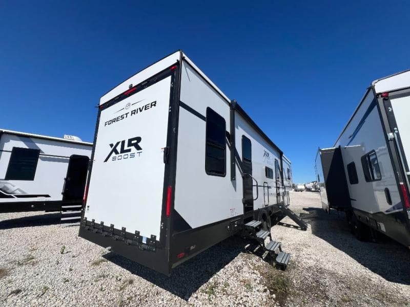 2025 Forest River 2025 Forest River Xlr Boost Toy Hauler - thumbnail 7