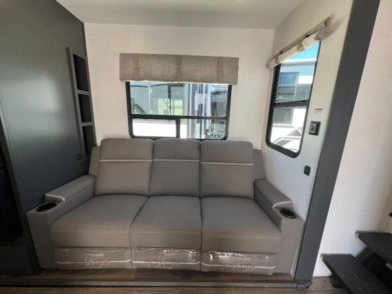 2025 Forest River 2025 Forest River Xlr Boost Toy Hauler - thumbnail 18