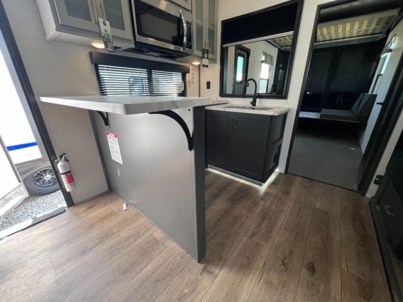 2025 Forest River 2025 Forest River Xlr Boost Toy Hauler - thumbnail 27